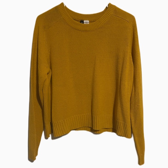 Divided Sweaters - H&M Divided Yellow Knit Sweater Size M